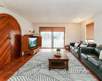 104 Kinsey Place, Blue Mountains, On L9y 0r4