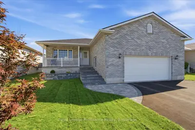 35 Forest Valley Drive, Quinte West, On K0k 2c0