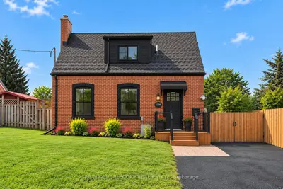 1790 King Street E, Cambridge, On N3h 3r8