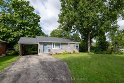 102 Crescent Avenue, Central Elgin, On N5r 0l4