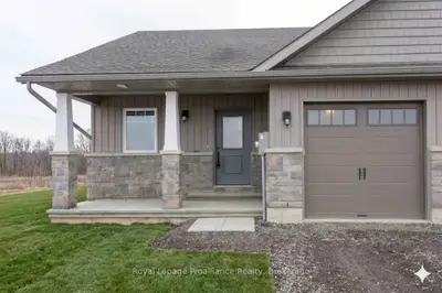 117 Farrington Crescent, Prince Edward County, On K0k 2t0