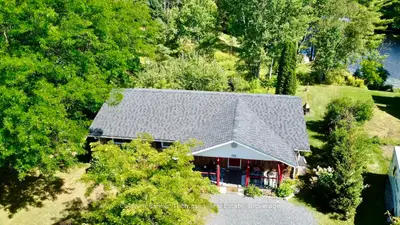 284 Lawrence Avenue, Huntsville, On P1h 1r6