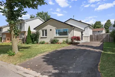 55 Archer Crescent, London South, On N6e 2a4
