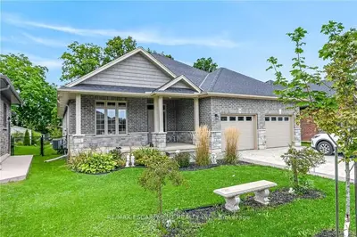 31 Sycamore Drive, Norfolk, On N0a 1n6