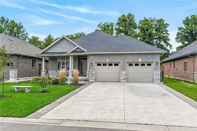 31 Sycamore Drive, Norfolk, On N0a 1n6