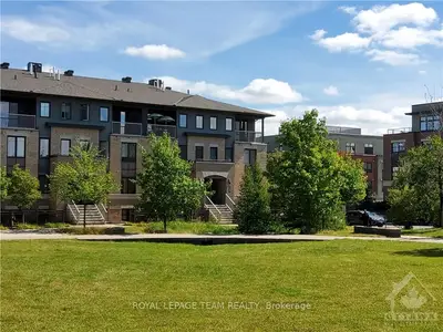 148 Lindenshade Drive B, Barrhaven, On K2j 5r5