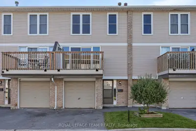 284 Dalehurst Drive D, Tanglewood - Grenfell Glen - Pineglen, On K2g 4j5