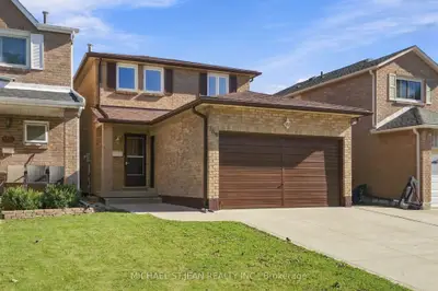 184 Macintosh Drive, Hamilton, On L8e 4c1