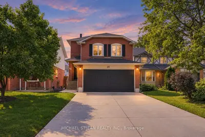 23 Desantis Court, Hamilton, On L8w 3a9