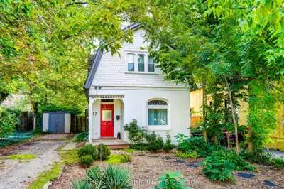 17 WOODWARD Avenue, London North, ON N6H 2G6
