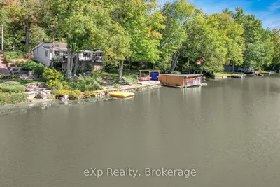624 Lake Rosalind Road 6, Brockton, On N4n 3b9
