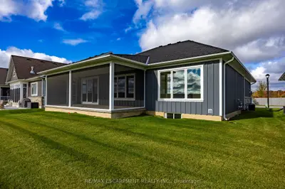 218 Schooner Drive, Norfolk, On N0a 1n3