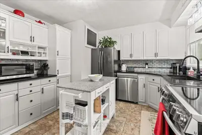 23 Alfred Drive, Belleville, On K8n 4m6