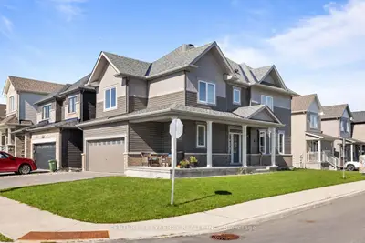 54 Eramosa Crescent, Kanata, On K2t 0r3