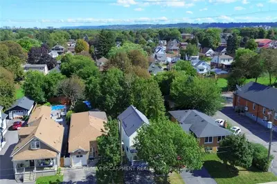 191 Bell Avenue, Hamilton, On L8k 3e5