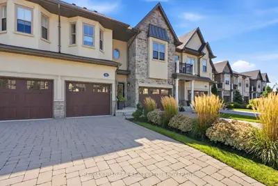 31 St. Andrews Lane S, Niagara-on-the-lake, On L0s 1j0
