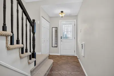 136 GLAMORGAN Drive, Kanata, ON K2L 1R8