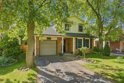 471 Knightsbridge Crescent, Hamilton, On L9g 3s4
