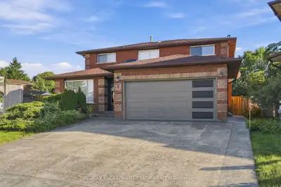 7 Argon Court, Hamilton, On L9c 7e5