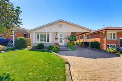 42 Parker Drive, Cambridge, On N1r 7s2