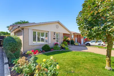 42 Parker Drive, Cambridge, On N1r 7s2