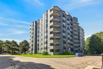 6 Village Green Boulevard 202, Hamilton, On L8g 5b7