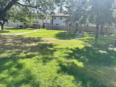 1469 Foxwell Street, Cyrville - Carson Grove - Pineview, On K1b 5j5