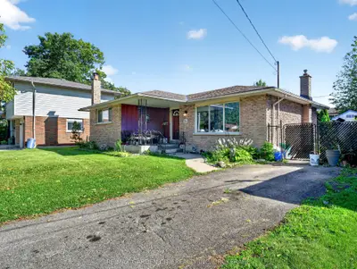56 Burness Drive, St. Catharines, On L2p 1j5
