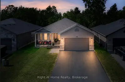 40 Birchmount Street, Quinte West, On K8v 0c6
