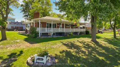 1186 St. Clair Parkway, St. Clair, On N0n 1m0