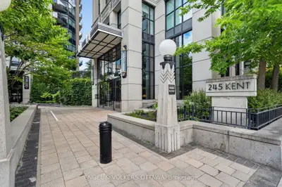 245 KENT Street 706, Ottawa Centre, ON K2P 0A5