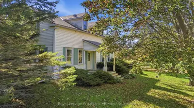 661 County Road 10, Prince Edward County, On K0k 2t0