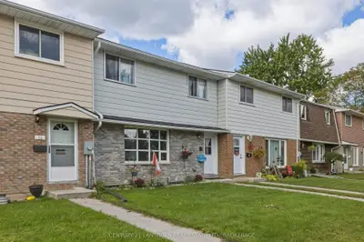 16 Winchester Drive, Greater Napanee, On K7r 3r2