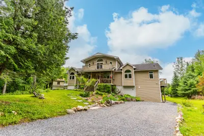 1003 Pontiac Drive, Minden Hills, On K0m 2k0