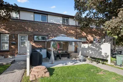 80 Burns Drive 18, Guelph, On N1h 6v9
