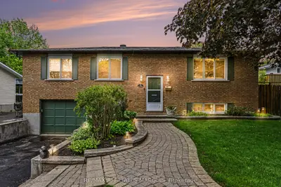 15 Pearl Street, Smiths Falls, On K7a 5g2