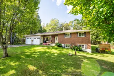40 Astor Street S, East Ferris, On P0h 1b0