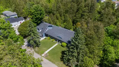 10 Mitchell Lane, Saugeen Shores, On N0h 2c1