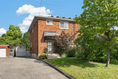 1213 EMPEROR Avenue, Carlington - Central Park, ON K1Z 8C3