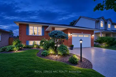 39 WEST FARMINGTON Drive, St. Catharines, ON L2S 3S3