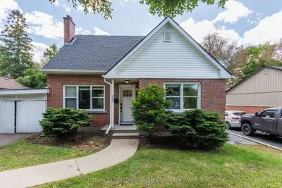 306 Glengarry Road, Kingston, On K7m 3j9