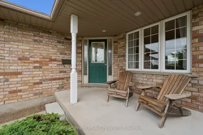 3 Munroe Crescent, Guelph, On N1g 5e6