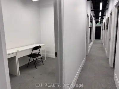 156 Parkdale Avenue N Office #1, Hamilton, On L8h 5x2