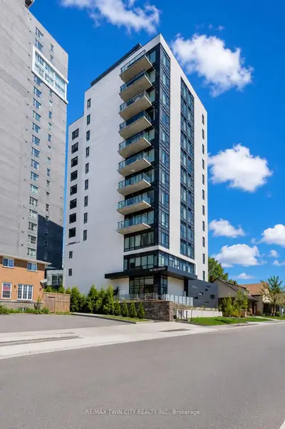 158 King Street N 802, Waterloo, On N2j 0e5