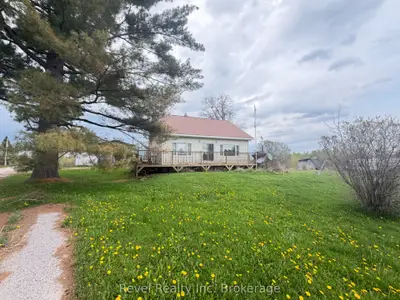 8 Trailaine Road, Parry Sound Remote Area, On P0h 1a0