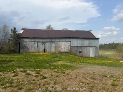 8 Trailaine Road, Parry Sound Remote Area, On P0h 1a0