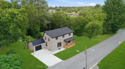 13 Elm Street, South Glengarry, On K0c 1n0