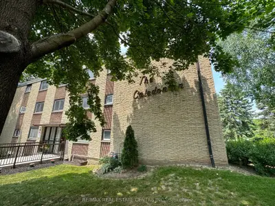 944 Caledonian View 301, Cambridge, On N3h 1a5