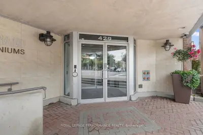 429 Somerset Street W 207, Ottawa Centre, On K2p 2p5