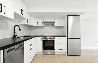 929 Upper Ottawa Street C, Hamilton, On L8t 3v6
